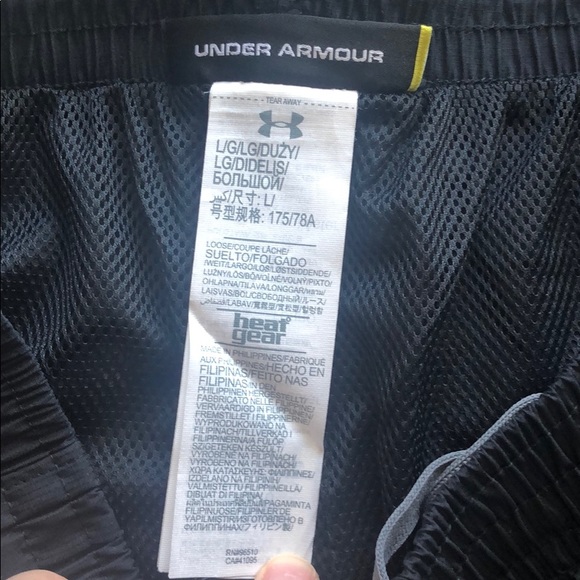 Men’s Under Armour pants Large - Picture 4 of 4